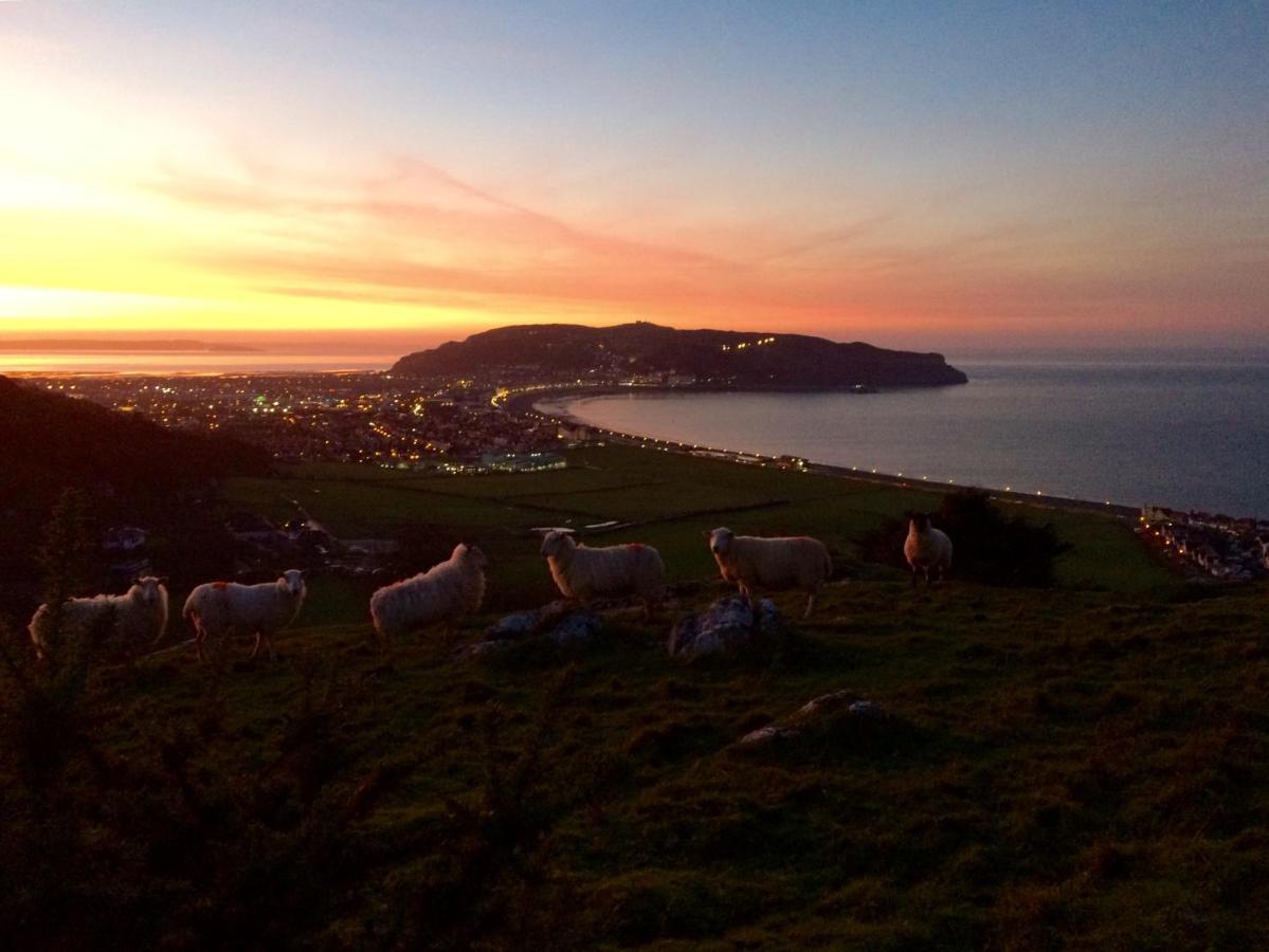 Rhôs-on-Sea Llandudno Boutique Style Seaside Retreat With Stunning Views 빌라 외부 사진